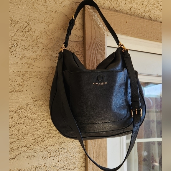 Marc Jacobs Black Crossbody Hobo Bag - Picture 1 of 12